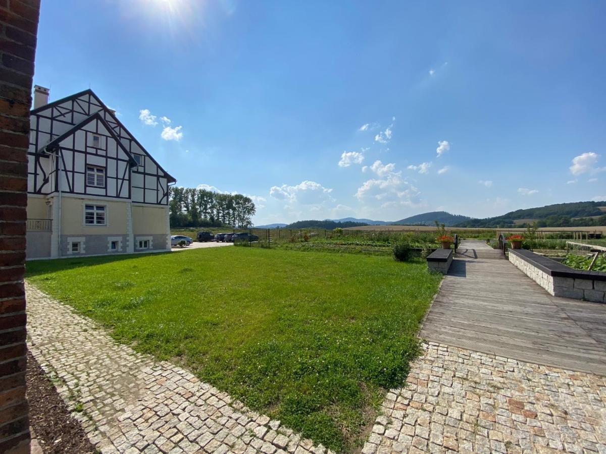 Hotel Dworzysko Bad Salzbrunn Exterior foto