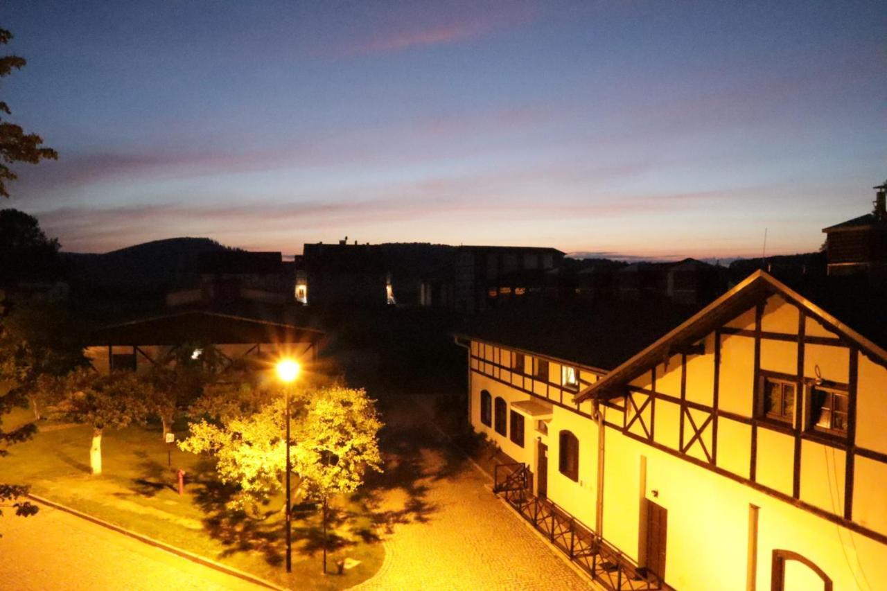 Hotel Dworzysko Bad Salzbrunn Exterior foto