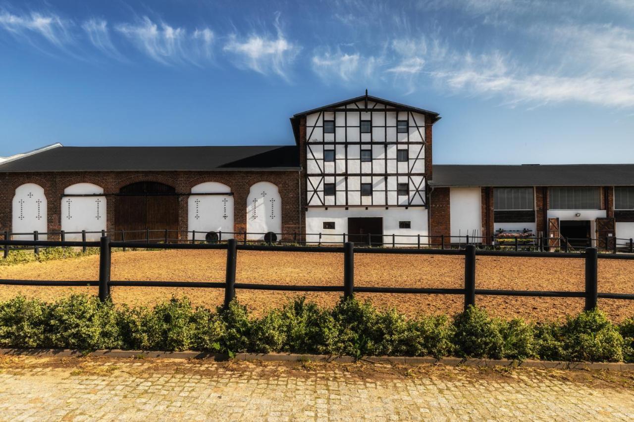 Hotel Dworzysko Bad Salzbrunn Exterior foto